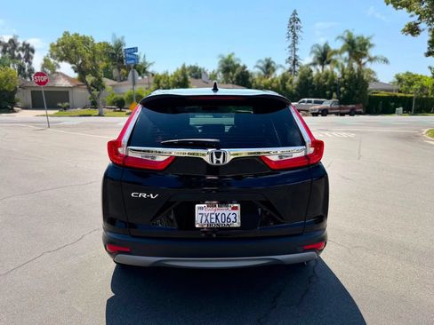 Used 2017 Honda CR-V LX image 9