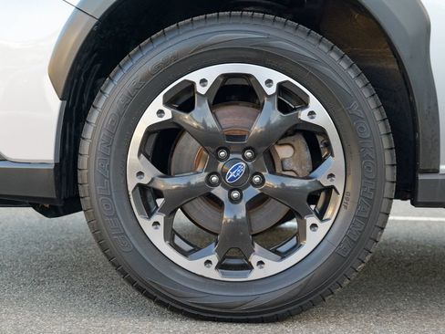 Used 2023 Subaru Crosstrek 2.0i AWD/4WD image 16