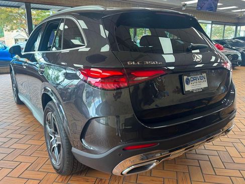 Used 2025 Mercedes-Benz GLC 350e 4MATIC w/ AMG Line image 5