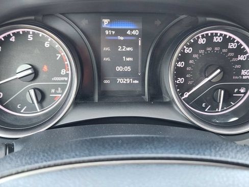 Used 2023 Toyota Camry SE FWD image 16