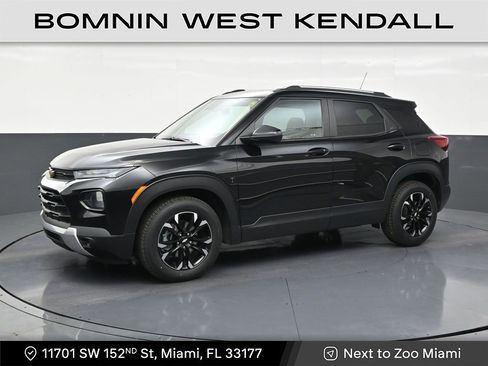 Used 2022 Chevrolet TrailBlazer LT w/ Convenience Package image 1