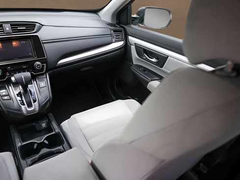 Used 2019 Honda CR-V LX image 24