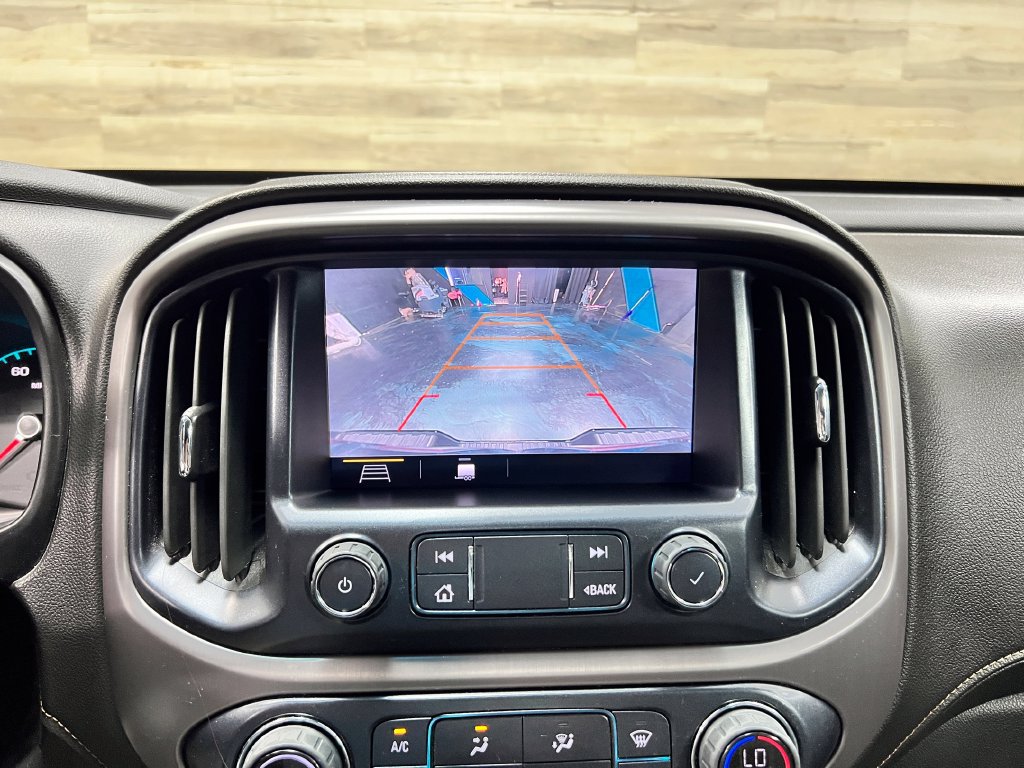 Used 2022 GMC Canyon AT4 AWD/4WD image 11