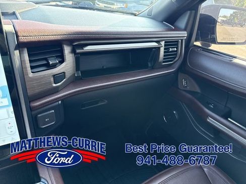 Certified 2022 Ford Expedition Max Limited RWD image 26