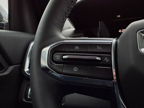 New 2026 GMC Acadia Elevation AWD/4WD image 22