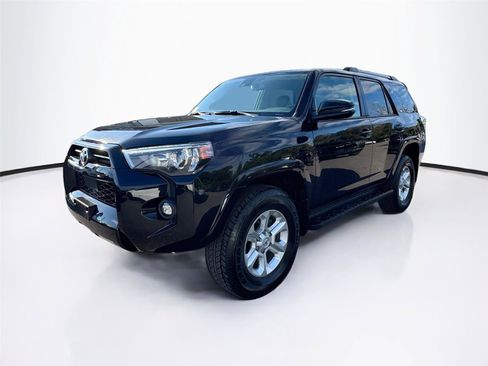 Used 2024 Toyota 4Runner SR5 Premium image 3