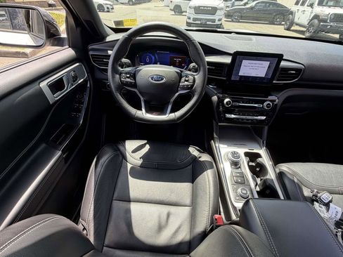 Used 2022 Ford Explorer ST w/ Equipment Group 401A AWD/4WD image 24