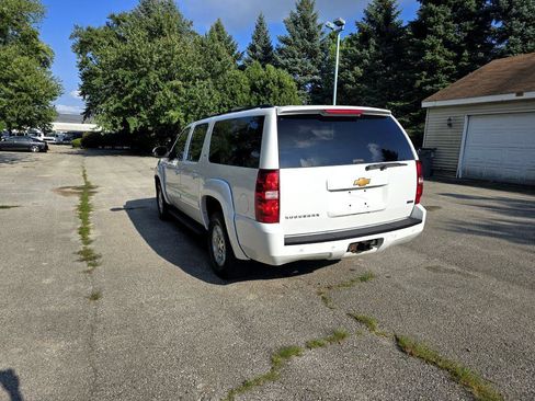 Used 2012 Chevrolet Suburban LT w/ Luxury Package image 5