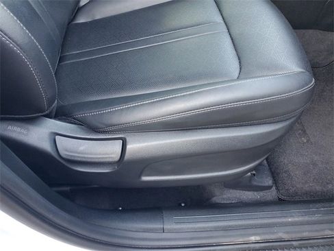 Used 2022 Kia Sorento EX w/ Panoramic Sunroof Package image 38