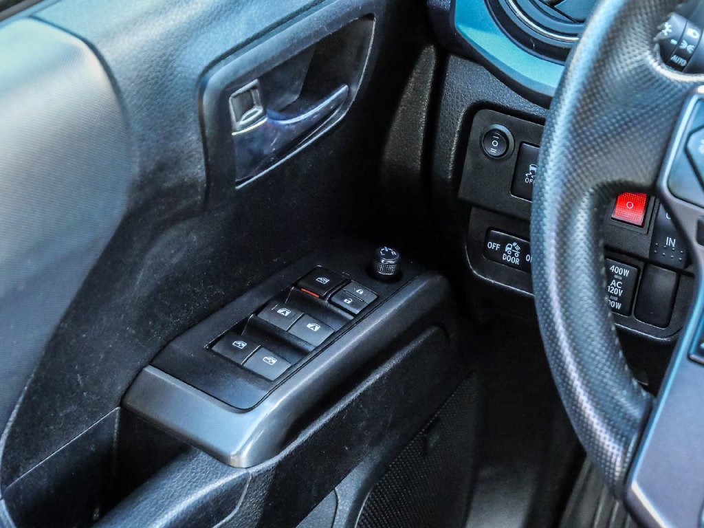 Used 2022 Toyota Tacoma TRD Pro AWD/4WD image 33