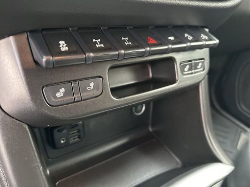 Used 2022 Chevrolet Colorado ZR2 image 21