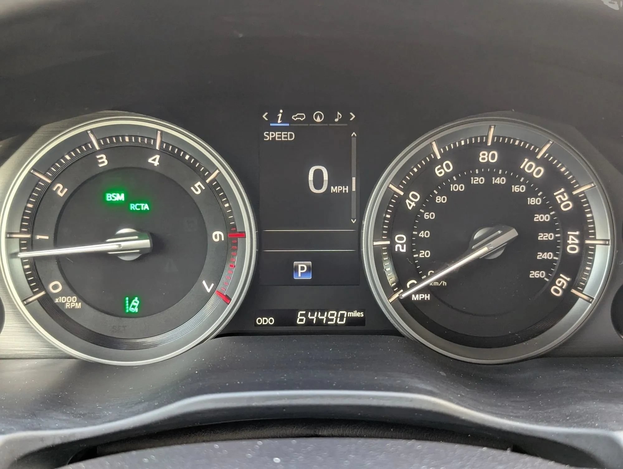Used 2018 Toyota Land Cruiser AWD/4WD image 34