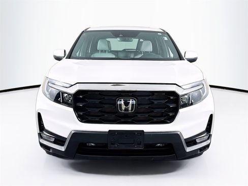 Used 2023 Honda Passport EX-L image 2