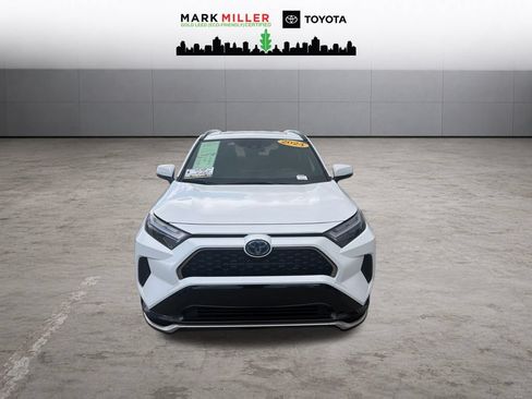 Certified 2024 Toyota RAV4 SE w/ Weather & Moonroof Package AWD/4WD image 9