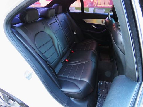 Used 2021 Mercedes-Benz C 300 Sedan image 17