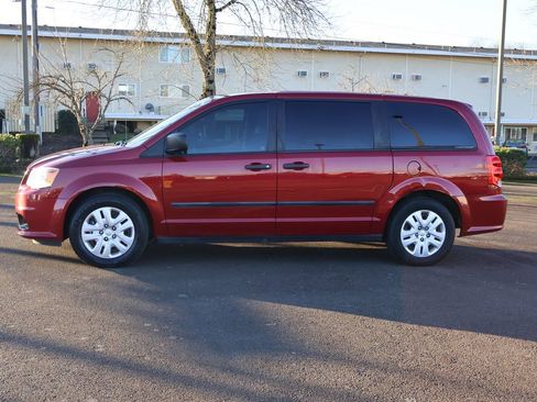 Used 2015 Dodge Grand Caravan American Value Package w/ UConnect Hands-Free Group image 3