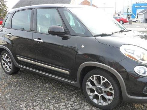 Used 2014 FIAT 500L Trekking w/ Popular Equipment Group image 3