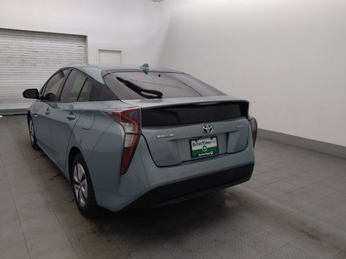 Used 2017 Toyota Prius Three w/ Advanced Technology Package FWD image 5