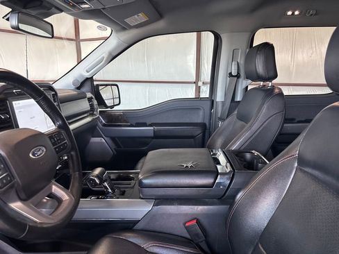 Used 2023 Ford F150 Lariat w/ Trailer Tow Package image 8