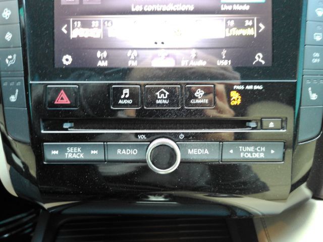 Used 2020 INFINITI QX50 Luxe w/ Navigation Package FWD image 45