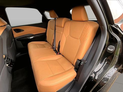 Used 2025 Lexus RX 350 Premium w/ Accessory Package (Z1) FWD image 21