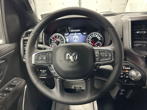 Used 2025 RAM 1500 Laramie image 19