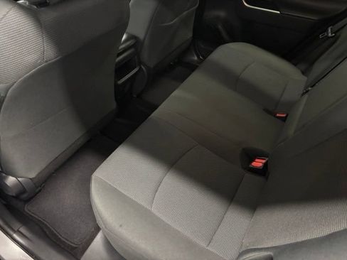 Used 2019 Toyota RAV4 LE w/ Carpet Mat Package FWD image 11
