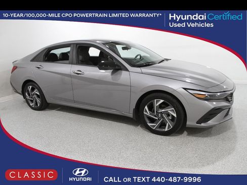 Certified 2025 Hyundai Elantra Sport FWD image 1