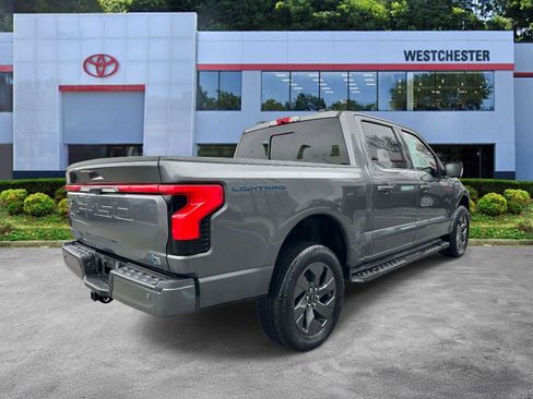 Used 2023 Ford F150 Lightning Lariat AWD/4WD image 4