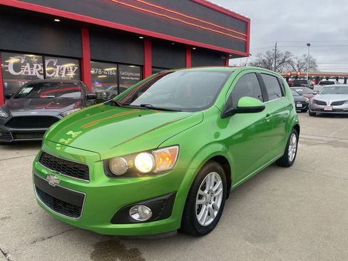 Used 2014 Chevrolet Sonic LT w/ LT Spring Promotional Package FWD image 1