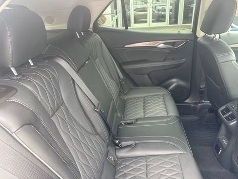 Used 2023 Buick Envision Avenir AWD/4WD image 27