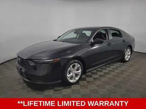 Used 2025 Honda Accord LX image 3