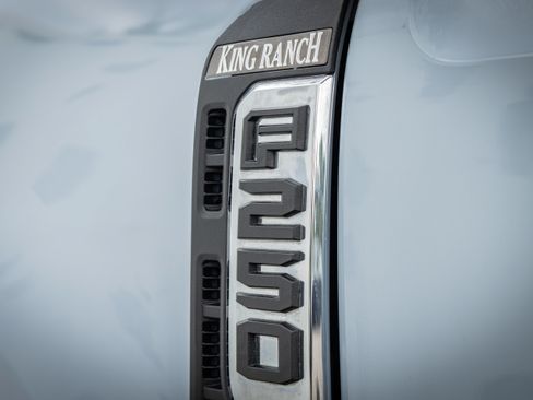Used 2025 Ford F250 King Ranch w/ Chrome Package AWD/4WD image 15