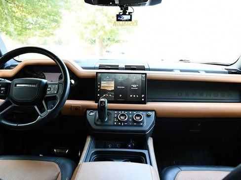 Used 2023 Land Rover Defender 130 X AWD/4WD image 16