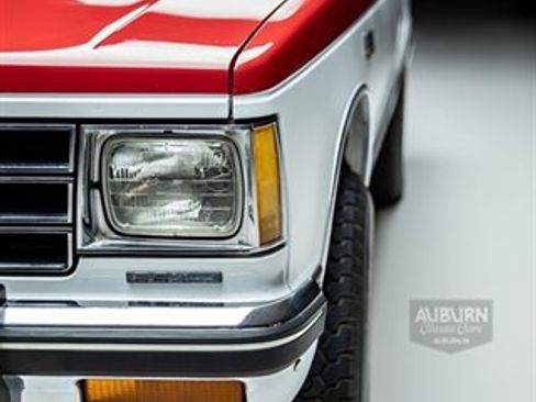 Used 1986 Chevrolet S10 Pickup 4WD image 39