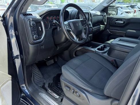 Used 2021 Chevrolet Silverado 1500 LT Trail Boss AWD/4WD image 17