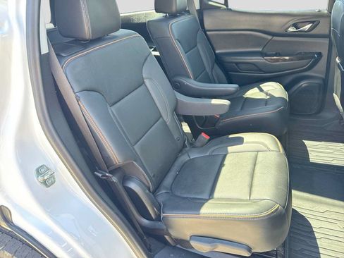 Used 2022 GMC Acadia AT4 w/ Preferred Package AWD/4WD image 20
