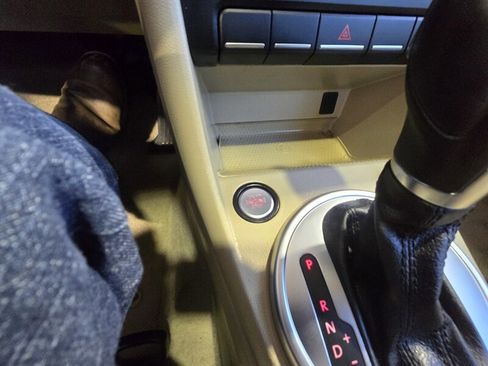 Used 2014 Volkswagen Beetle TDI image 24