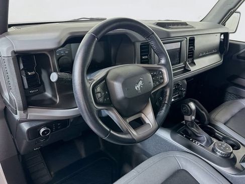 Used 2023 Ford Bronco Big Bend w/ Sasquatch Package AWD/4WD image 11