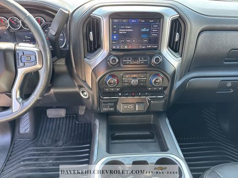 Used 2020 Chevrolet Silverado 2500 LTZ w/ LTZ Convenience Package image 14