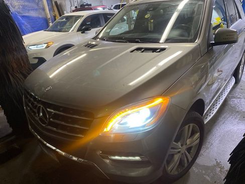 Used 2013 Mercedes-Benz ML 350 4MATIC image 3