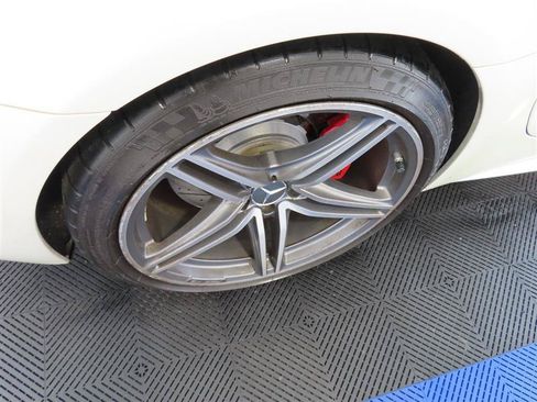 Used 2018 Mercedes-Benz AMG GT C image 9
