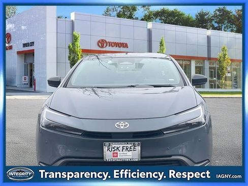 Certified 2024 Toyota Prius LE image 2