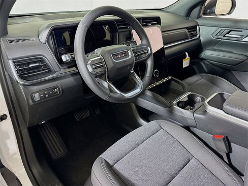New 2026 GMC Terrain Elevation image 5