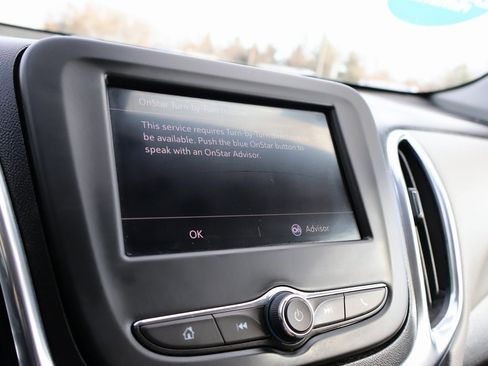 Used 2022 Chevrolet Equinox LT image 36