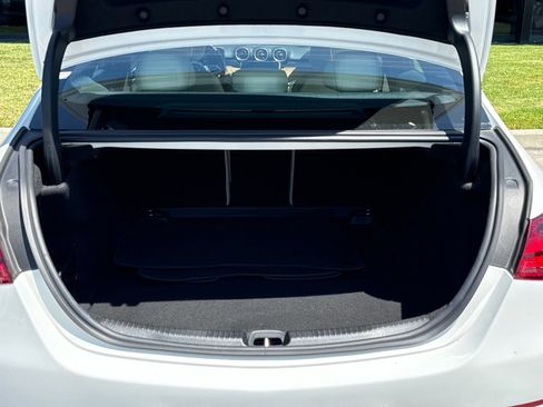 Used 2024 Mercedes-Benz C 300 Sedan image 16