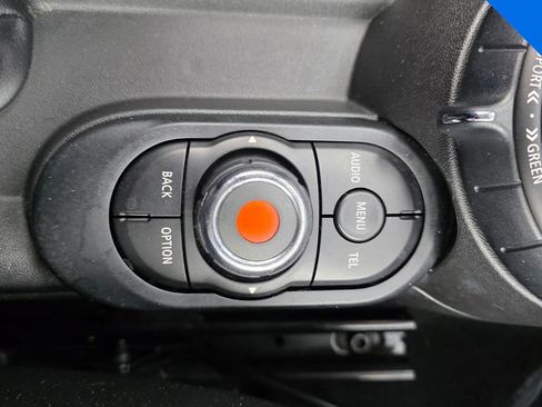 Used 2017 MINI Cooper S image 23