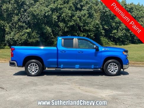 Used 2025 Chevrolet Silverado 1500 LT w/ Z71 Off-Road Package AWD/4WD image 8