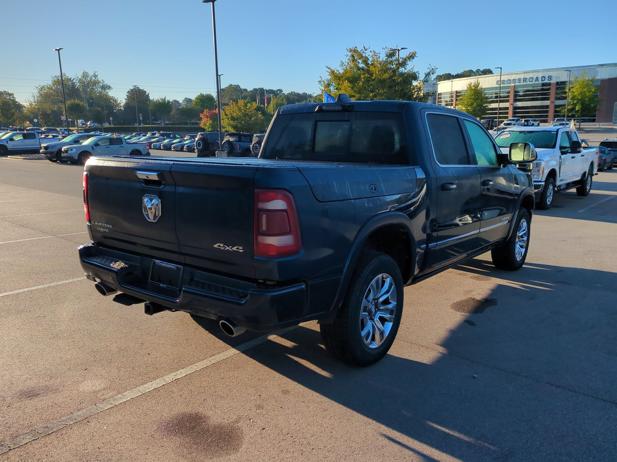 Used 2022 RAM 1500 Limited AWD/4WD image 3