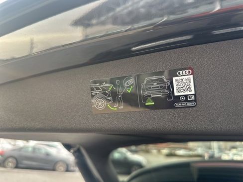 New 2025 Audi Q5 Premium image 16